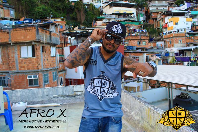 AFRO X visita Morro Santa Marta no RJ e anuncia novo clipe