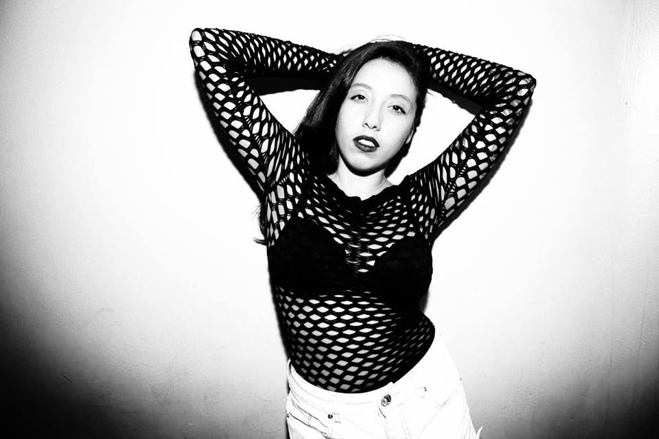 Mari Duarte apresenta  You Know I’m No Good (Amy Winehouse Cover)