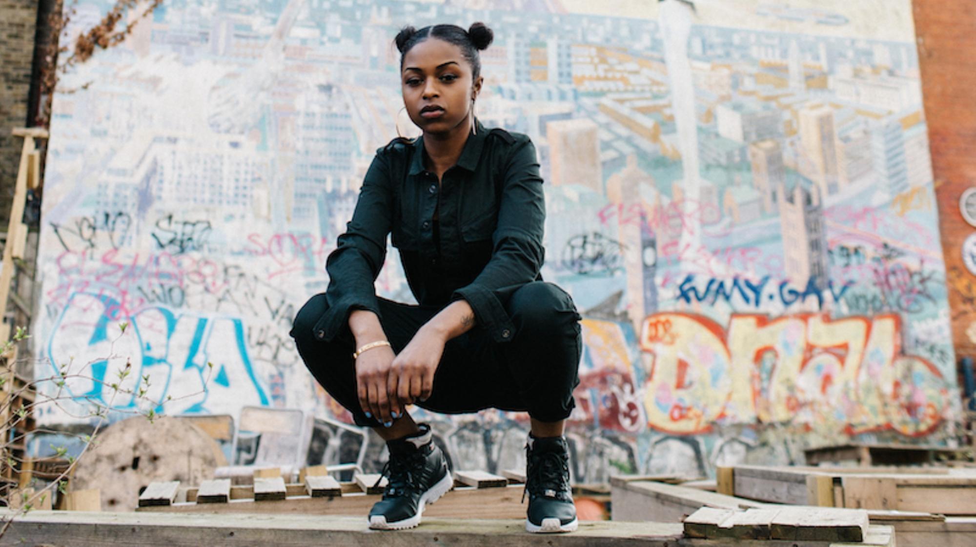 Rapper britânica Nadia Rose lança clipe da música ‘Skwod’