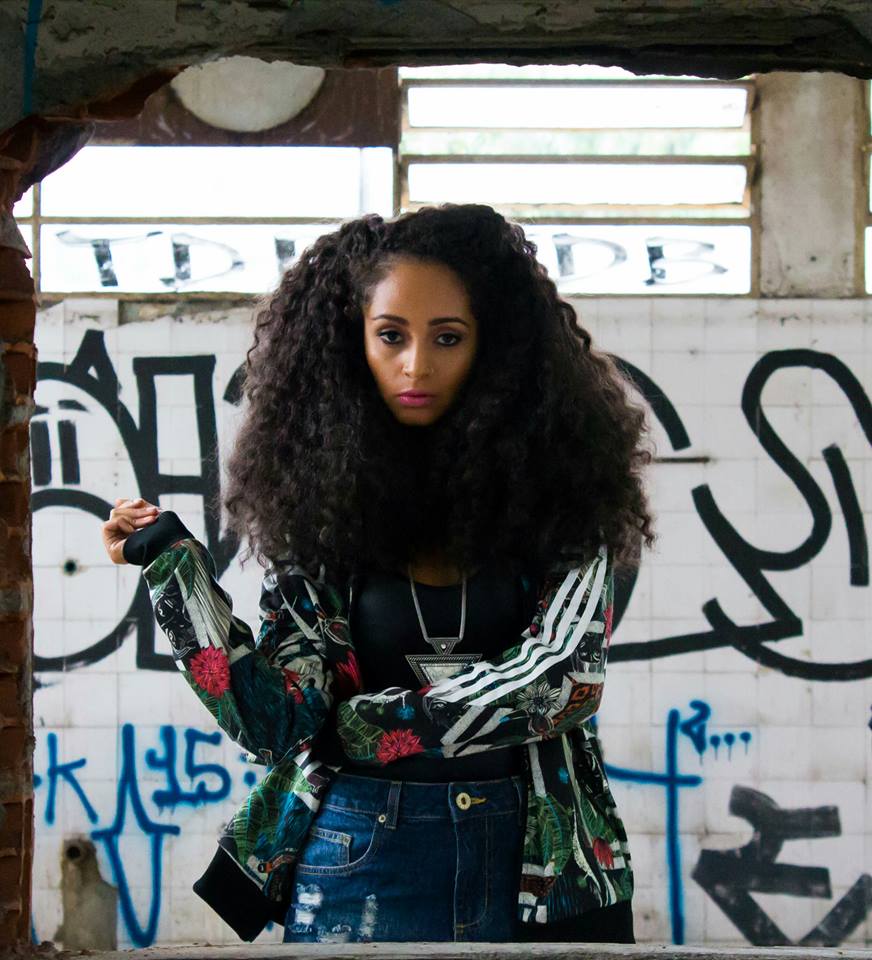 Assista ‘Eu Preciso Ir’ , novo clipe de Tatiana Bispo
