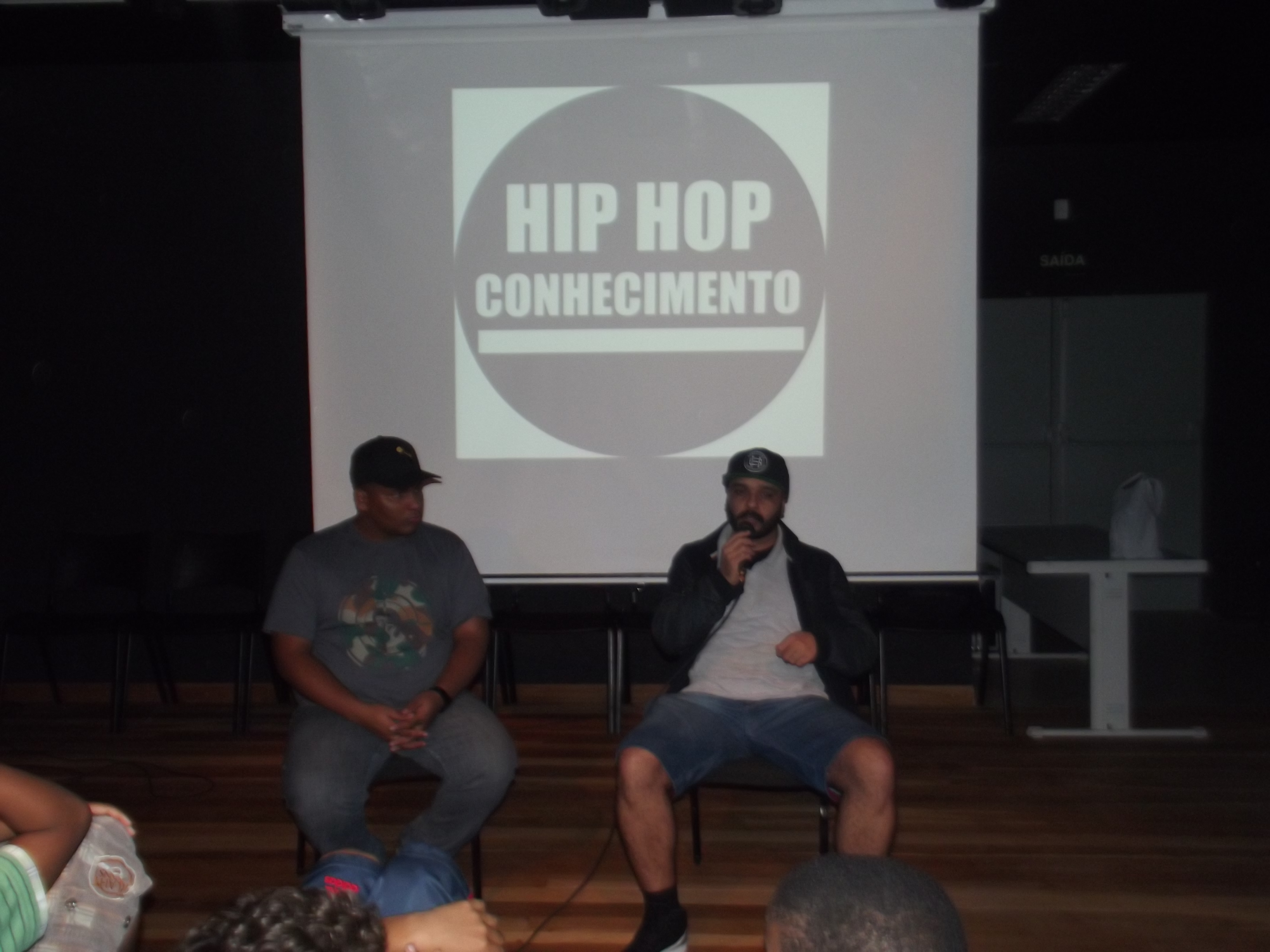 DJ Machintal foi o convidado da quarta edição do Projeto Hip Hop conhecimento com palestra e discotecagem