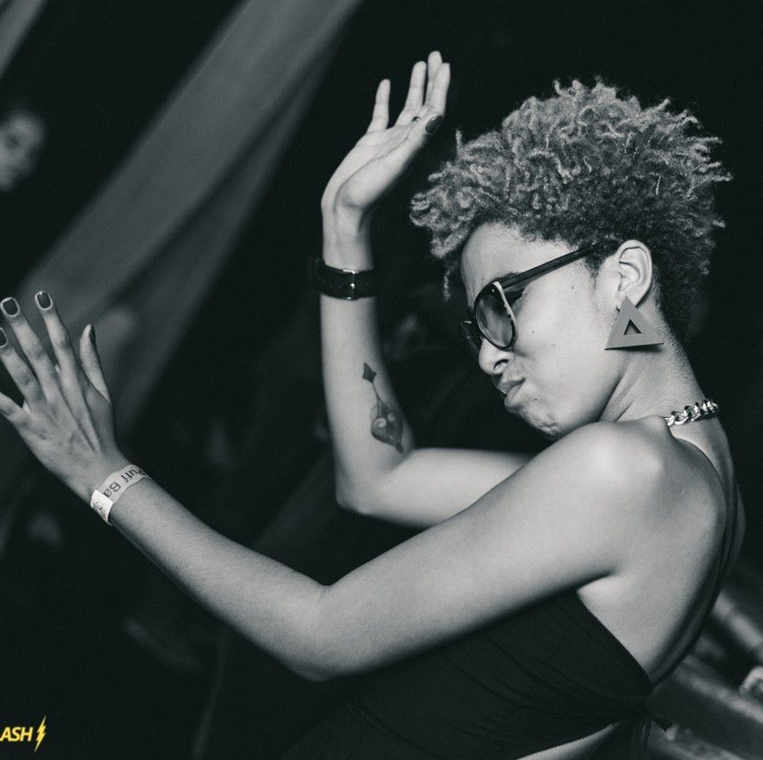 Rapper Yas Werneck  lança campanha para produção de seu primeiro EP