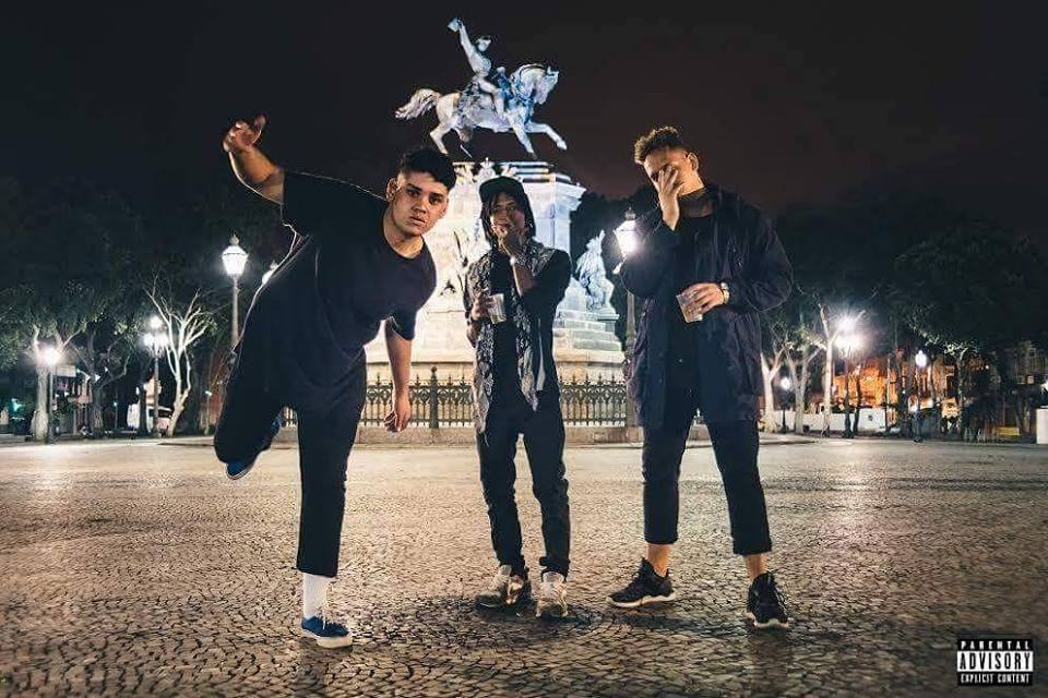 Assista ‘É a Febre’, novo clipe do grupo BLLK Gang