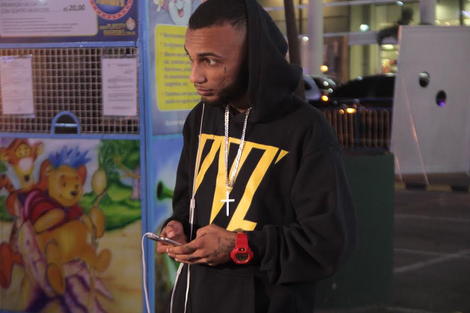 O Rapper e MC Doutor Essiele é o novo agregado da gravadora TuduBomRecords.