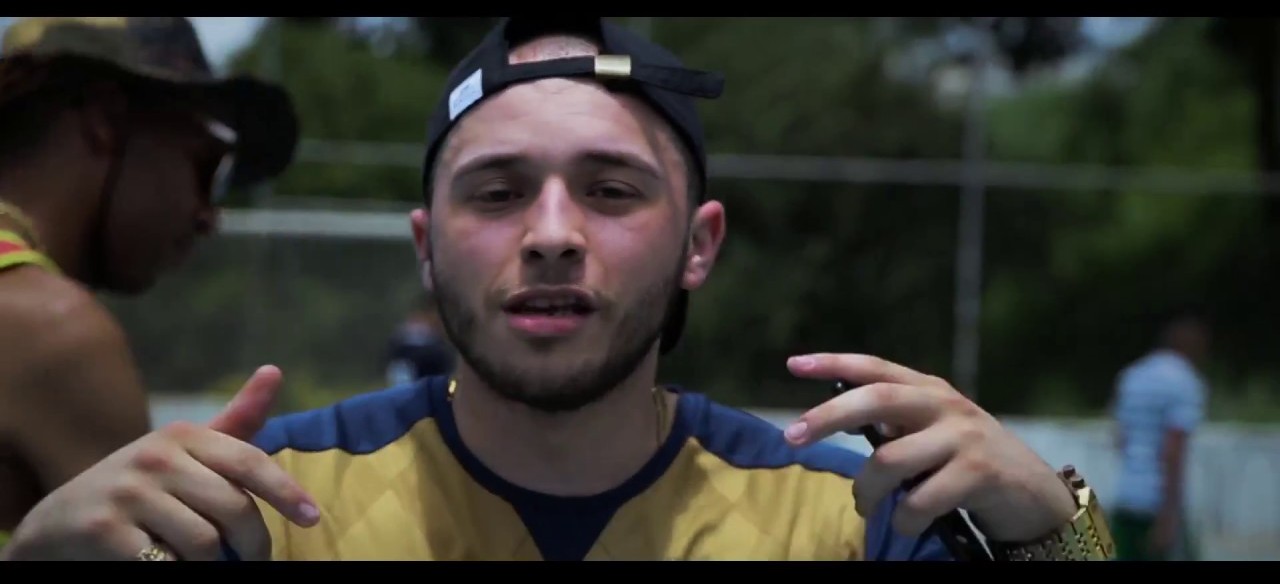 Pimpo$o & Raffa Moreira lançam clipe da ginial “Romário”
