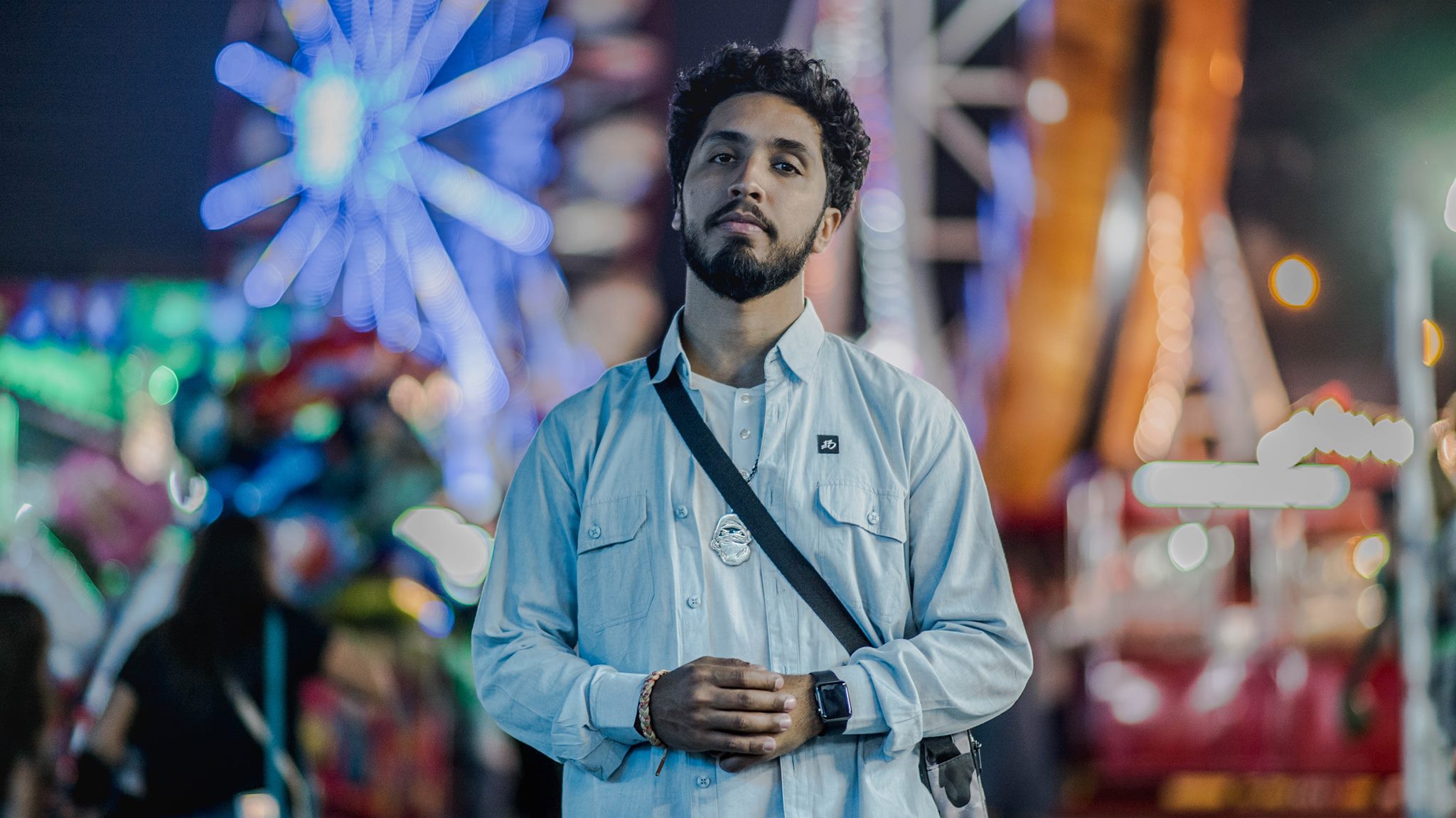 Rashid conta história de 10 anos de carreira com projeto Em Construção – ouça novo single, “Sem Sorte”