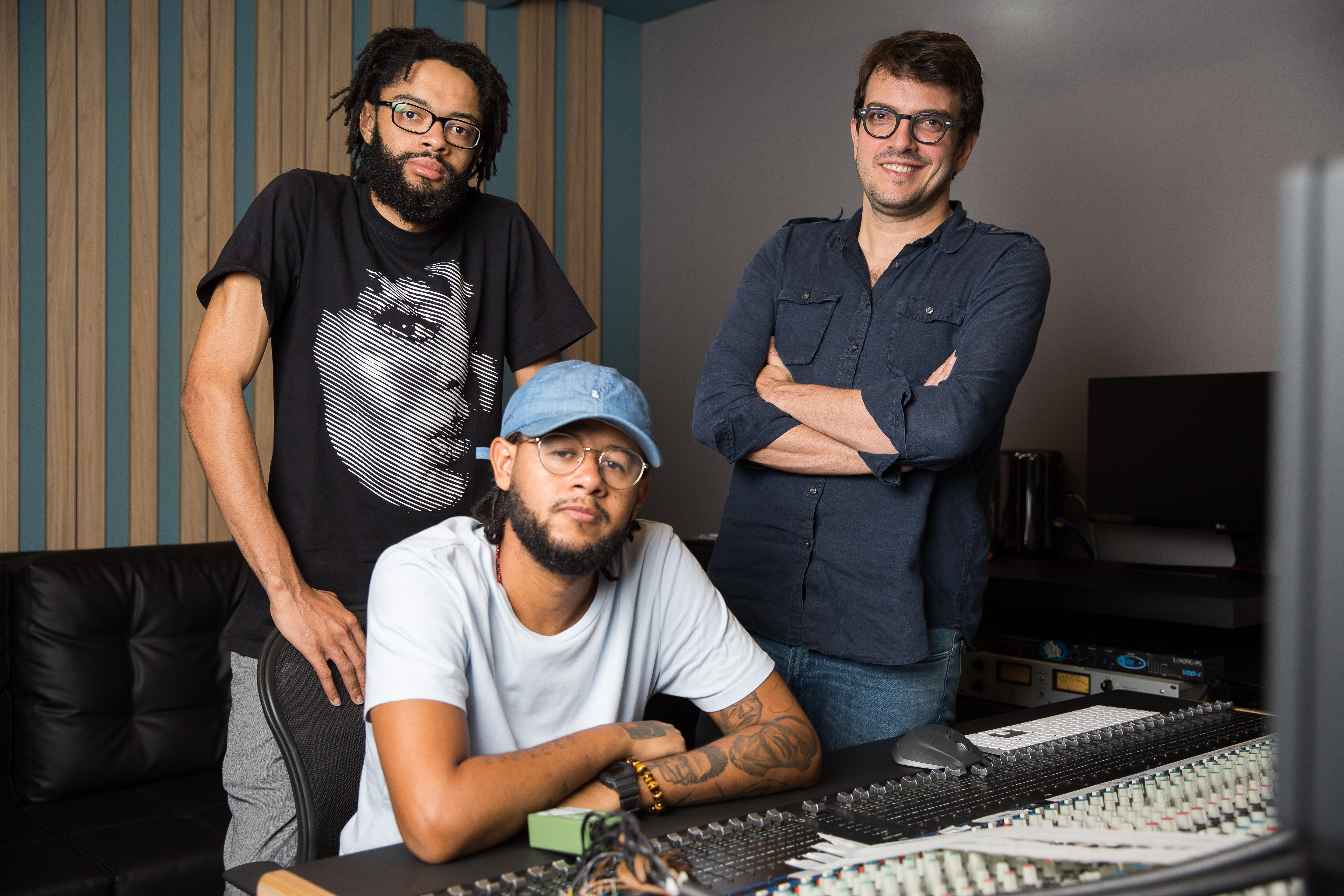 Rodrigo Teixeira produzirá filme sobre rapper Emicida