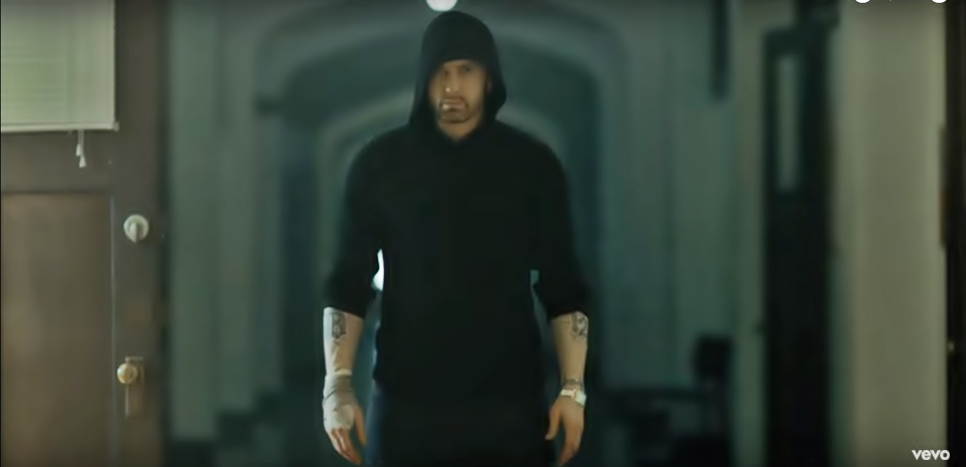 Eminem divulga seu novo videoclipe, “Framed”