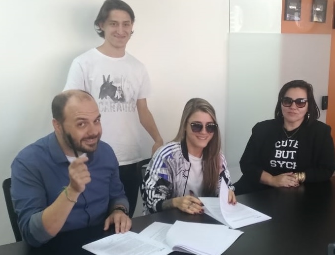 Cynthia Luz assina contrato com ONErpm