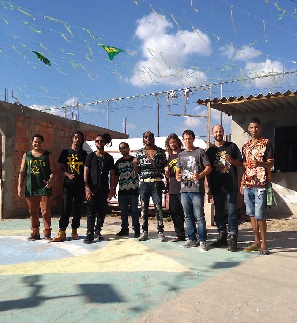 Ponto de Equilíbrio lança clipe da inédita “Na Função” com Rael e Rincon Sapiência