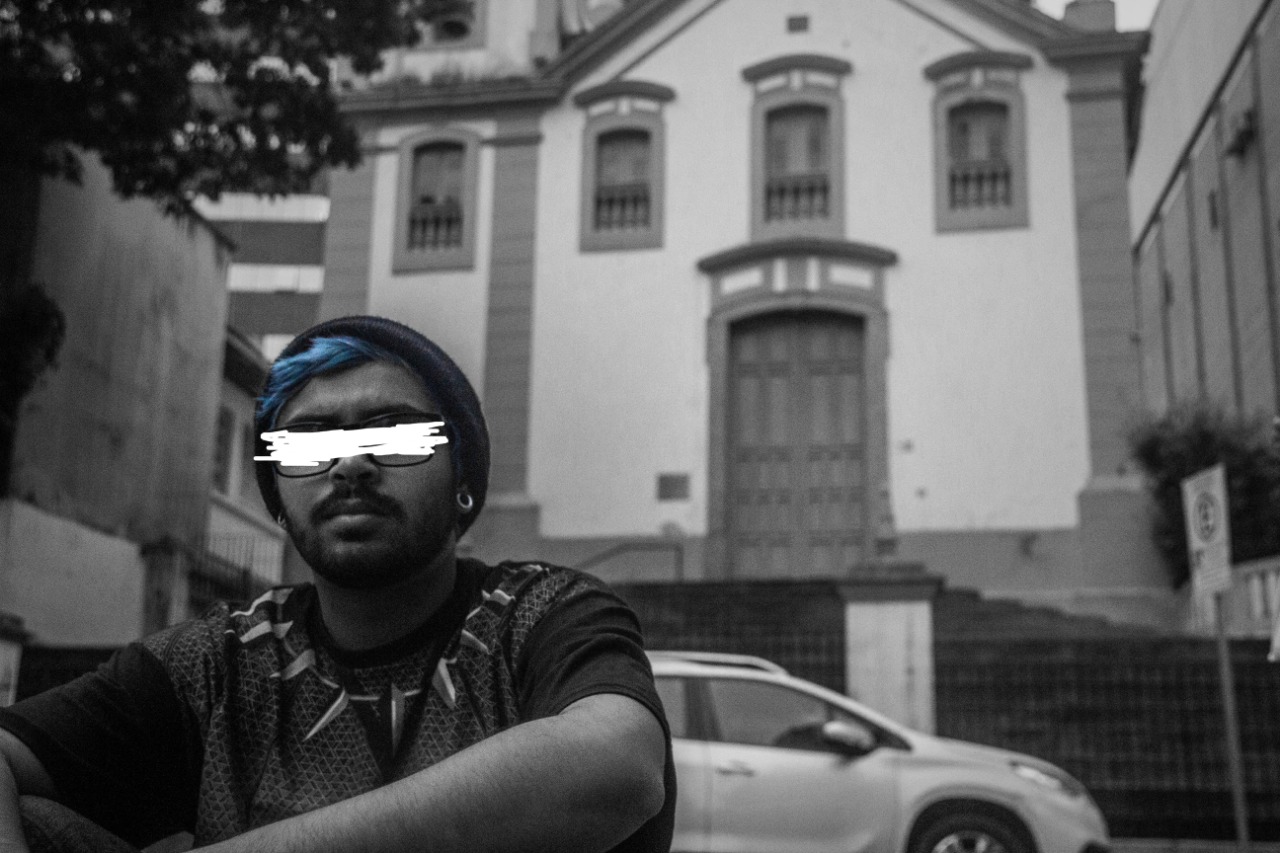 Raphael Warlock lança o seu segundo álbum de estúdio, “Versos Oníricos do Ontem”