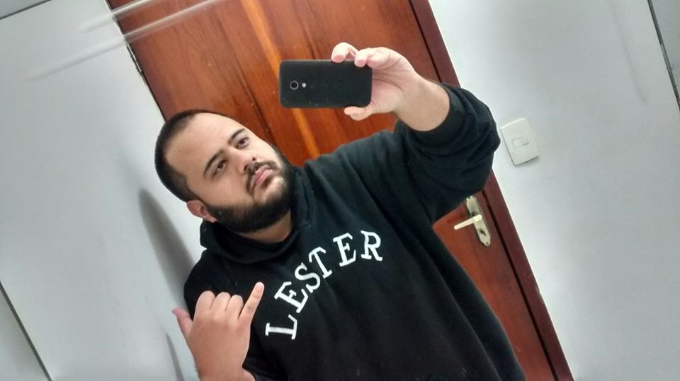“Sem Vacilo” é a pedrada que abre caminho para mixtape solo de Lester