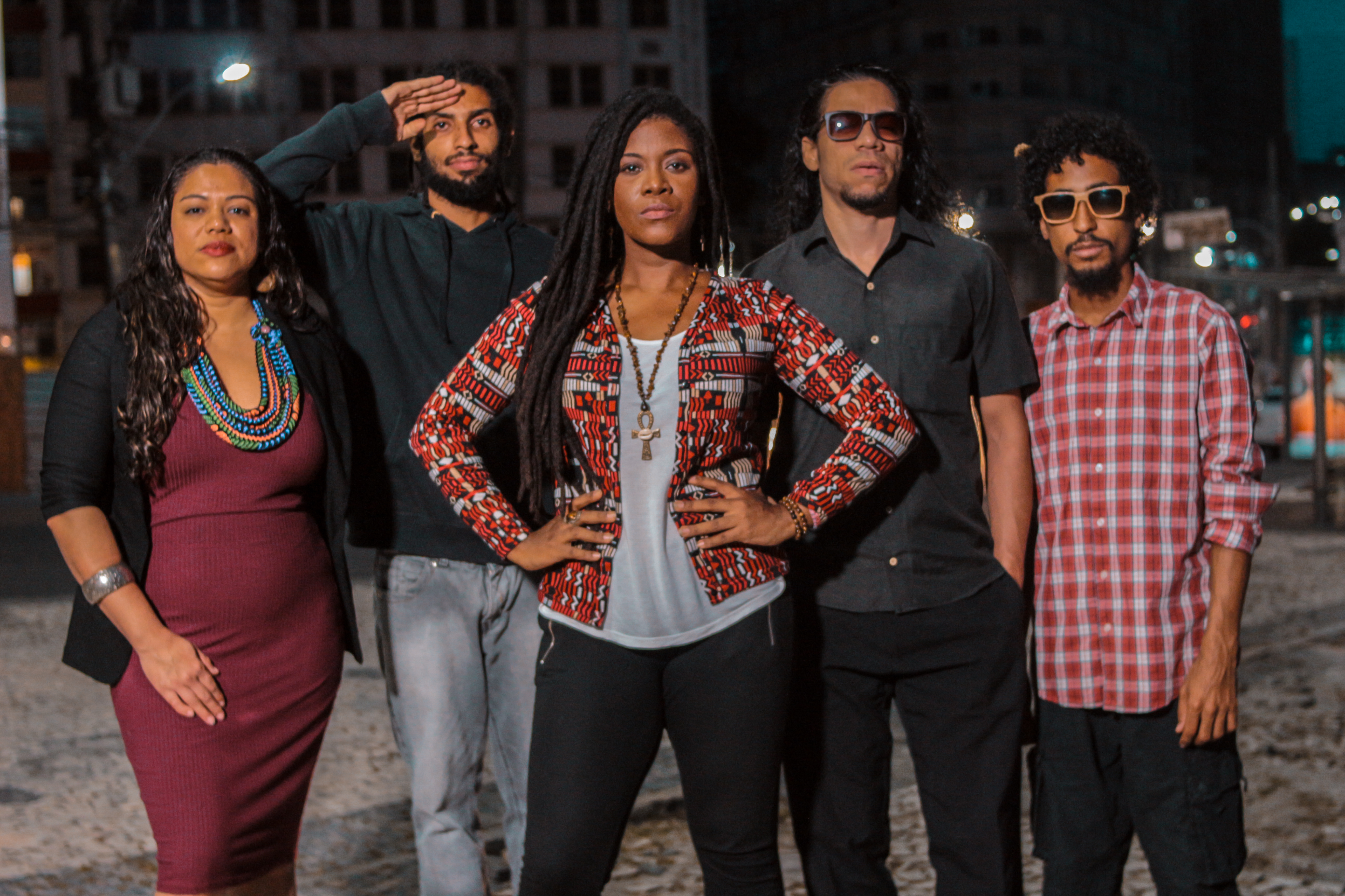 Danzi & Jahfreeka Soul tacam fogo na babilônia com o clipe de “Perverso Império”