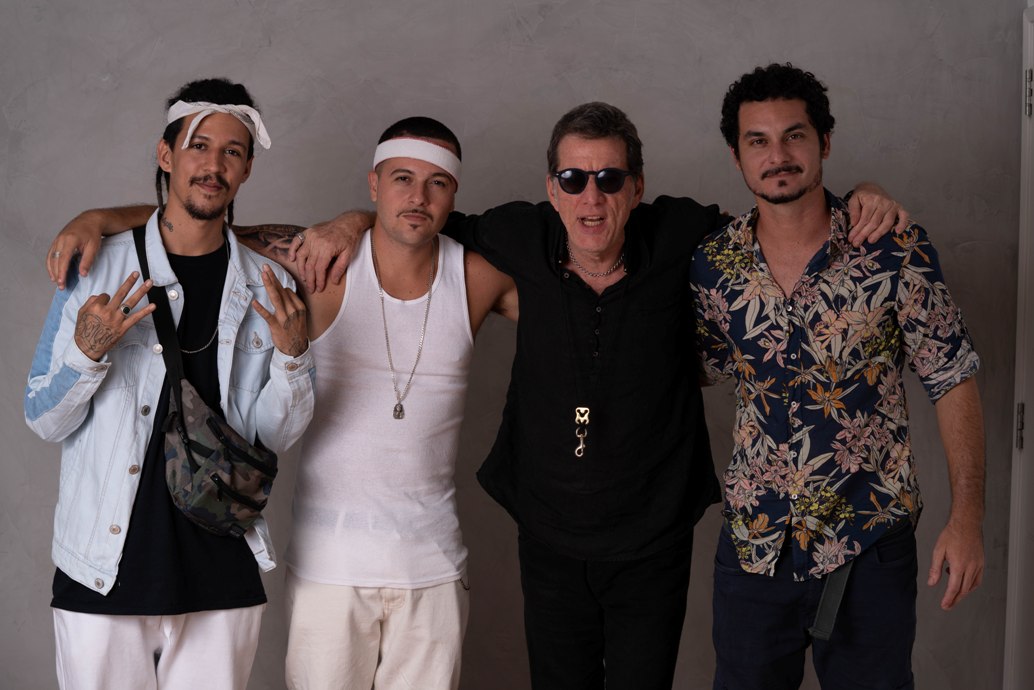 3030 canta sucessos no projeto Hip Hop Machine