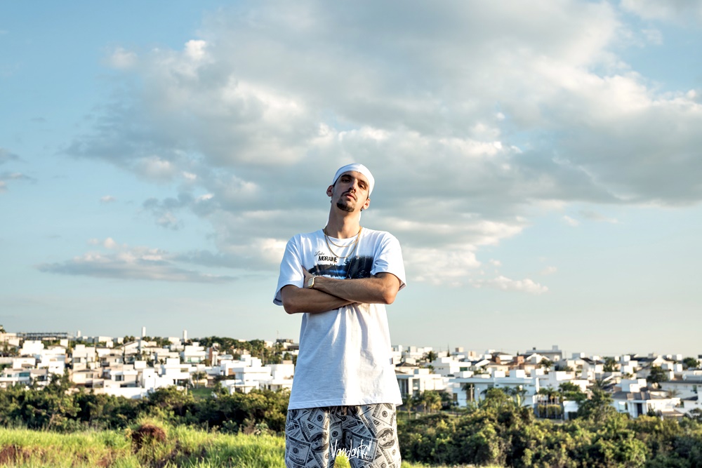Virax lança o videoclipe de “No Topo”