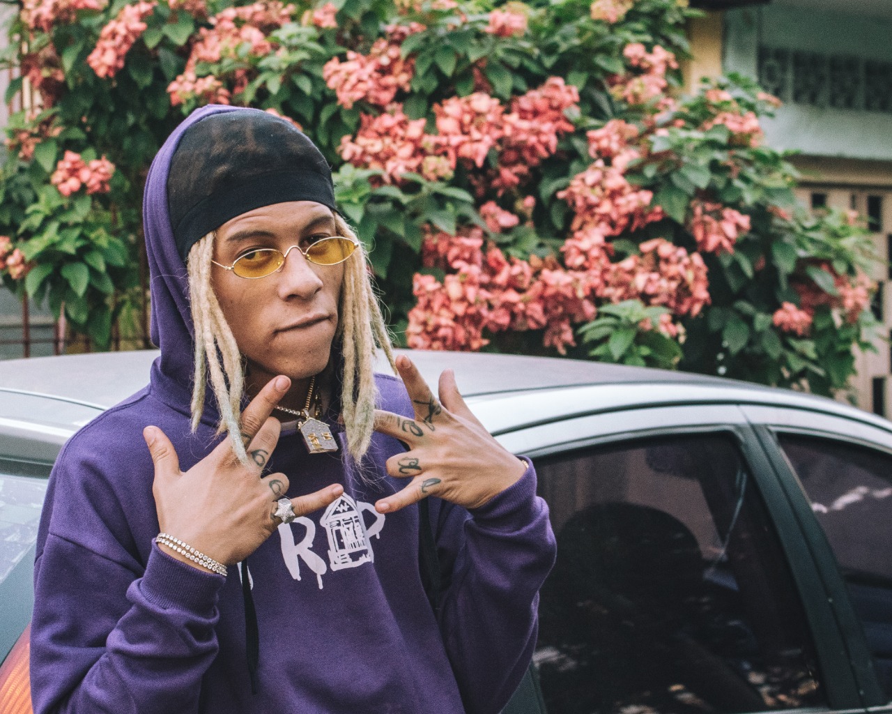 Primeiro álbum de LEAL bate 2 milhões de plays em uma semana