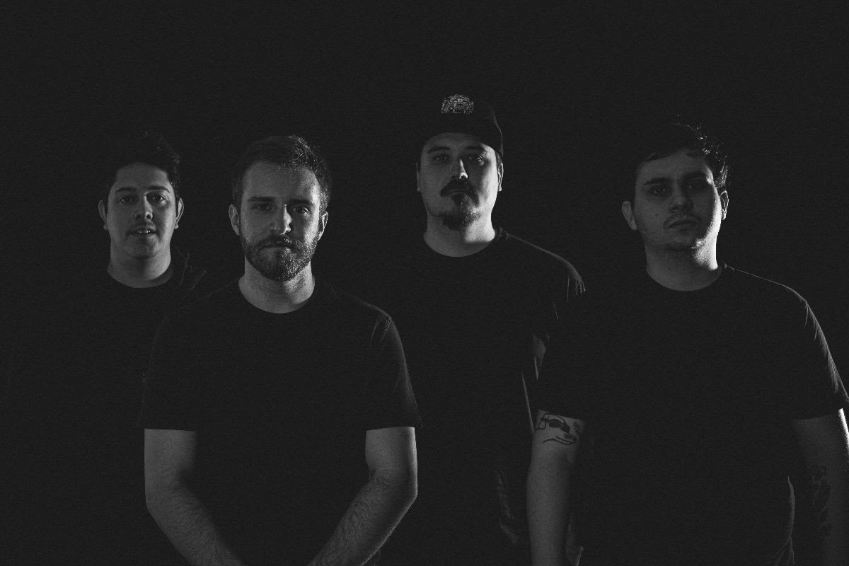 Never Too Late lança o single “Maze” em videoclipe