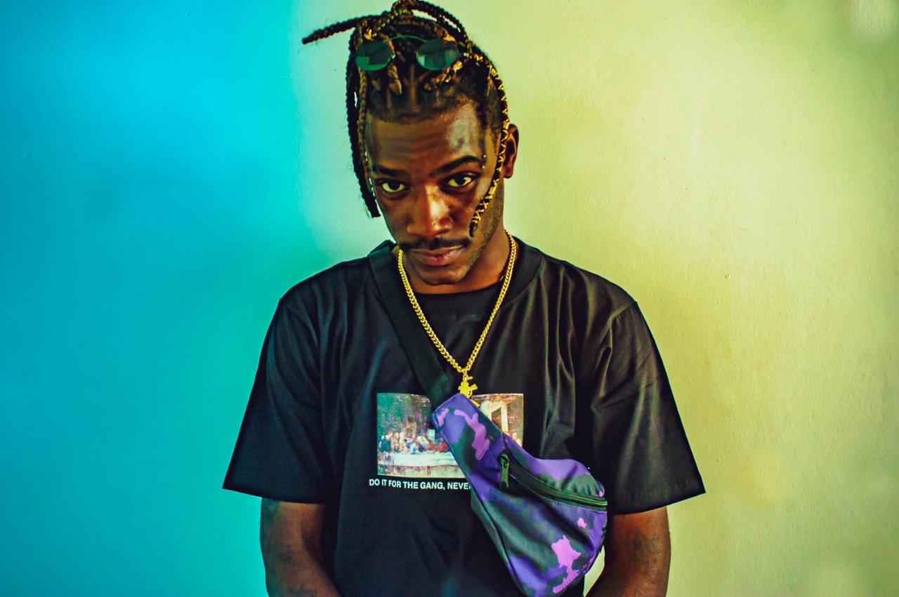 Pelé Milflows lança clipe de “Louca’’