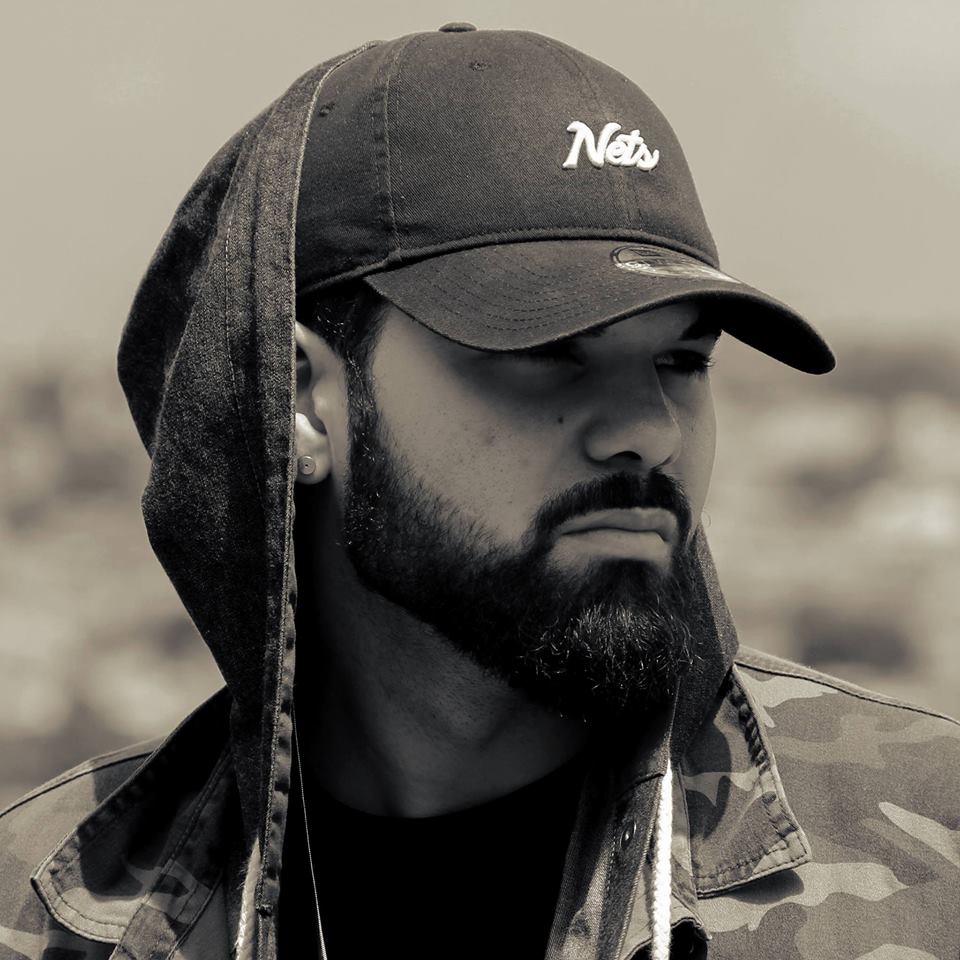 Rappek lança clipe “Distante” e  EP “Uma Onda No Mar Estático”