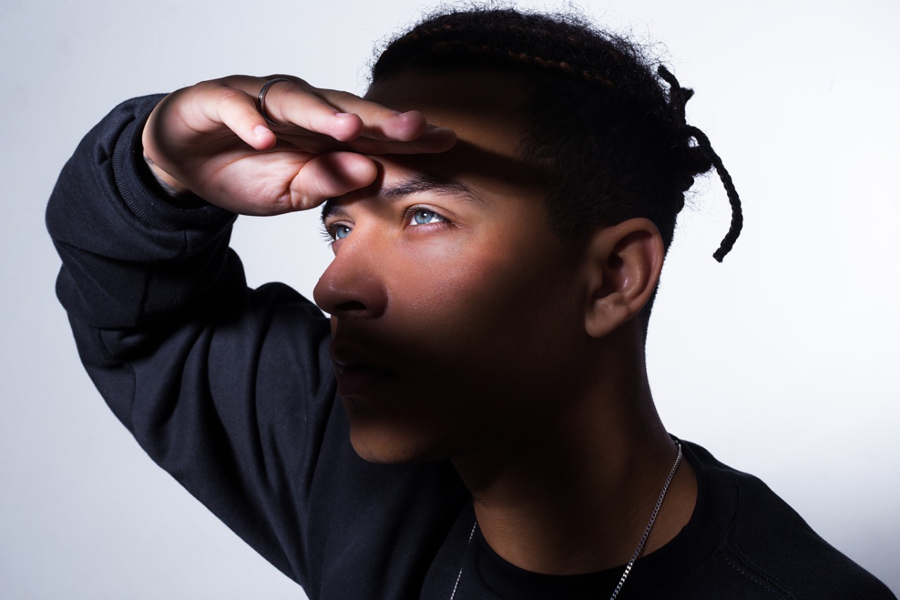 Drope MC chega sincero e visionário com EP “Visões”