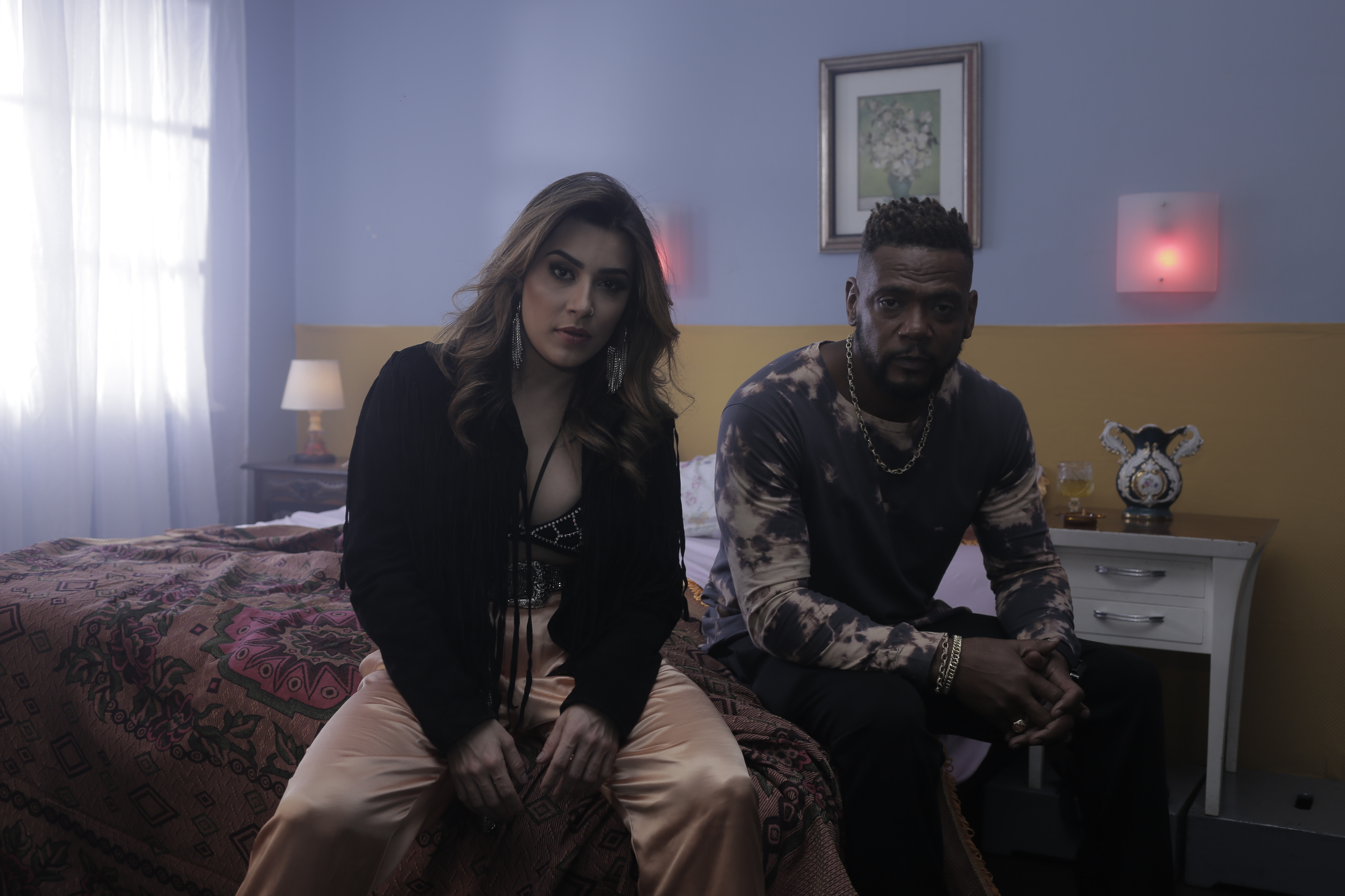 Edi Rock lança clipe de “Uq Cê Vai Fazer” em parceria com Lauana Prado