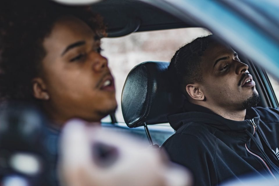 Xaga lança clipe da música “BANDIDO” em parceria com Sant