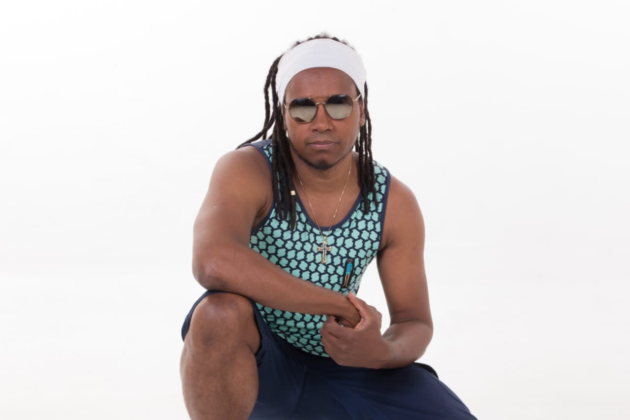 Ronaldo Lima lança música “O homem é lobo do homem”; Ouça!