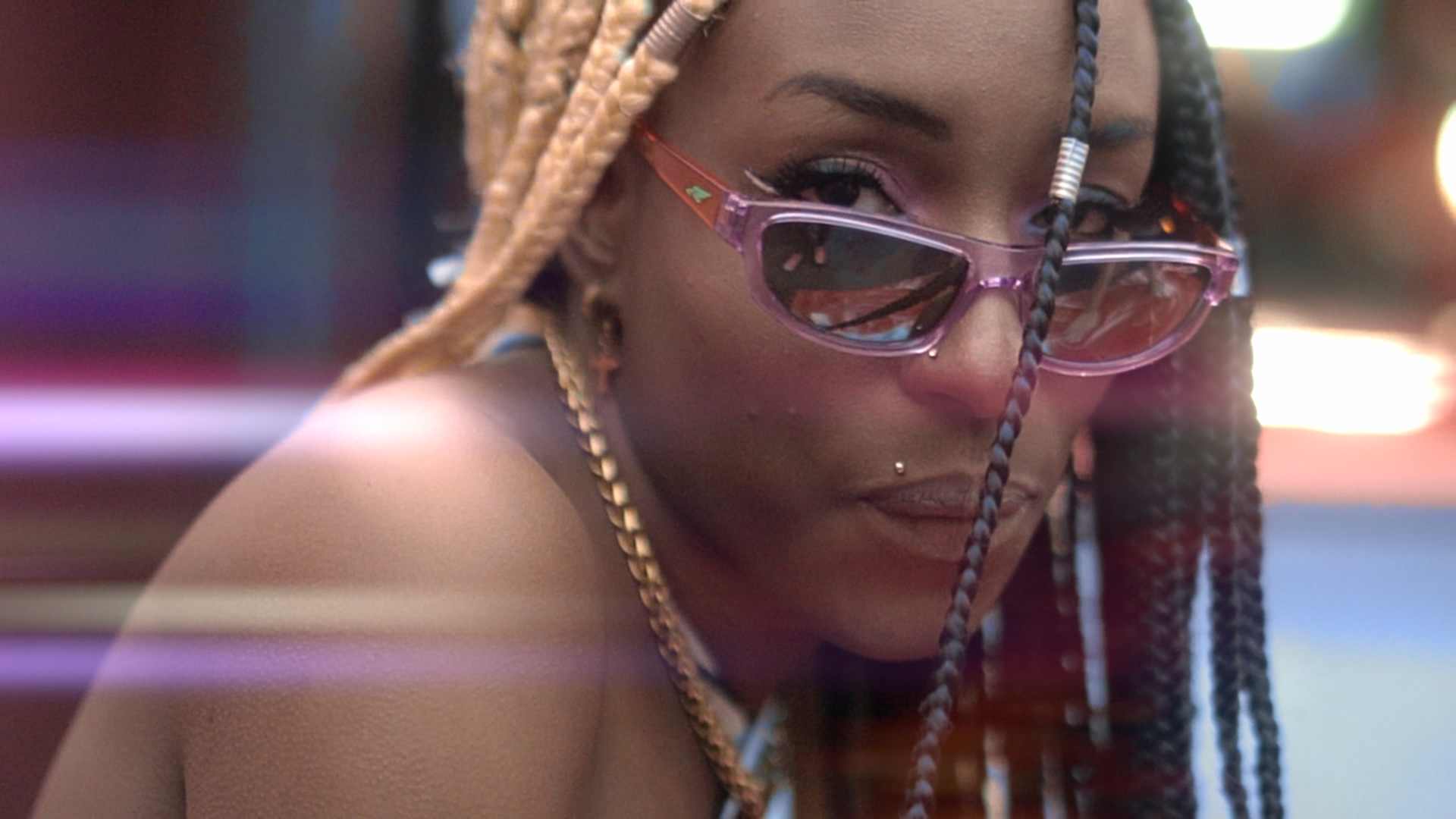 Assista ‘GROUPIO’, o primeiro videoclipe de Melissonica