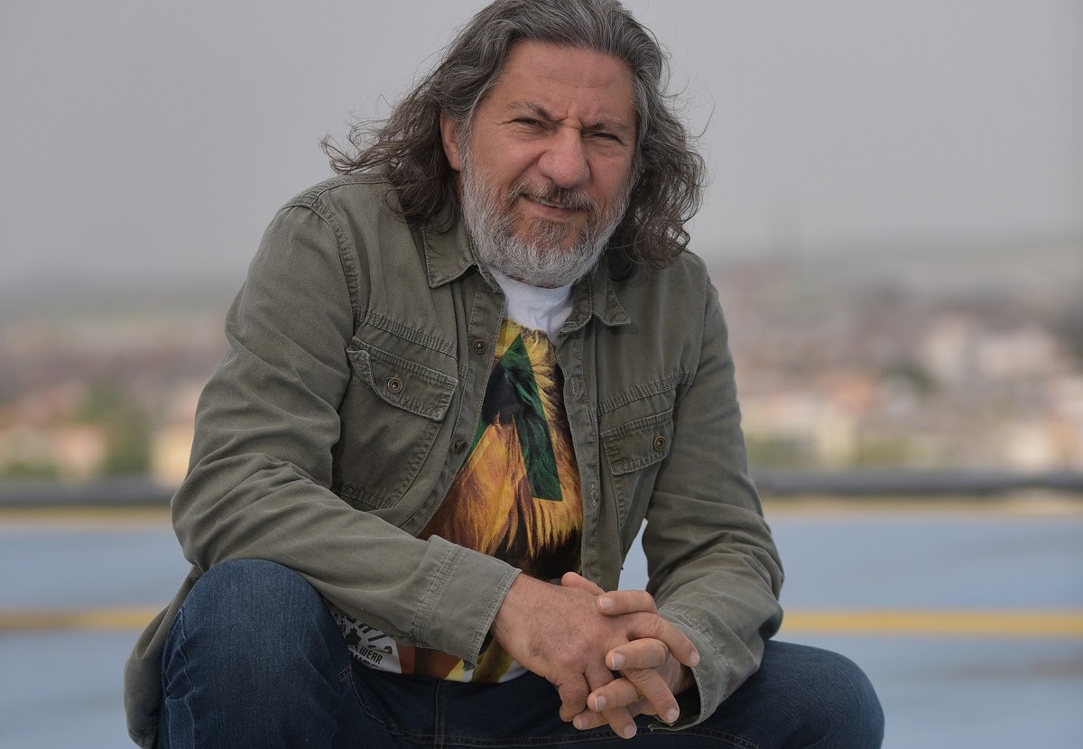 Fauzi, da Tribo De Jah, presta homenagem a Freddie King, com músicas inéditas e clipe