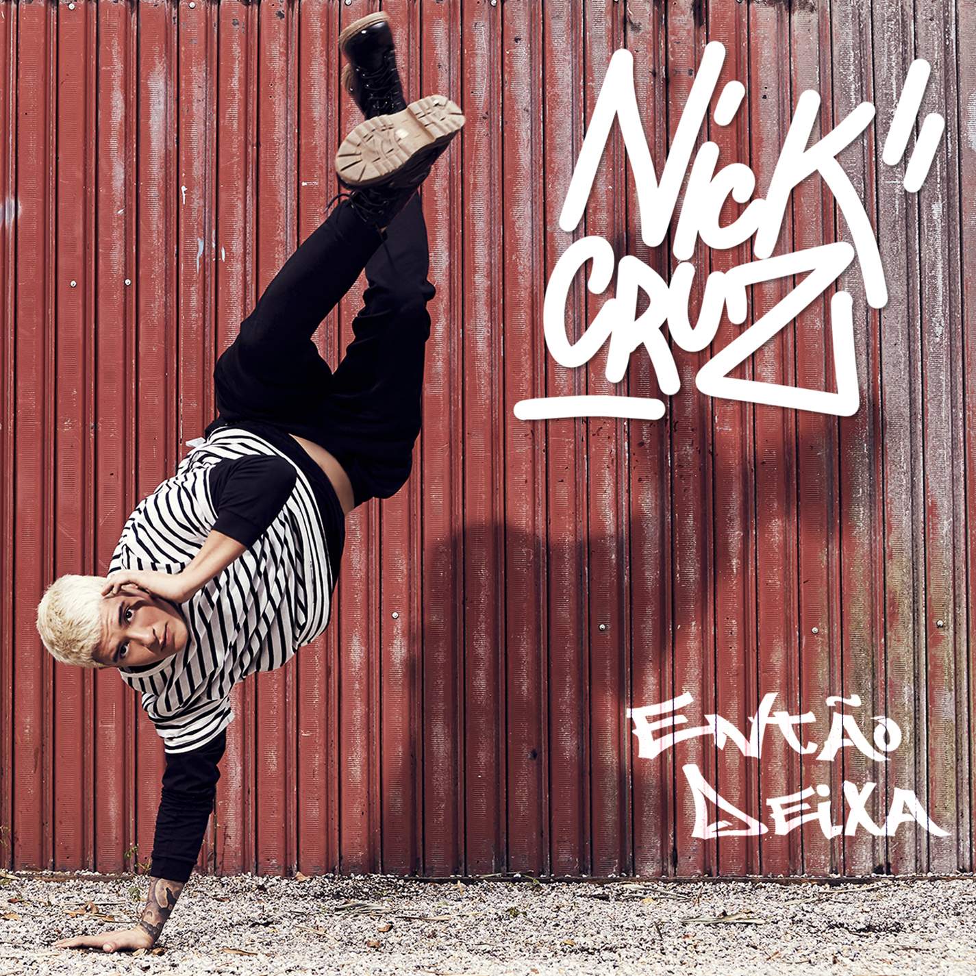 Nick Cruz estrela clipe sensual em seu novo single “Então Deixa”
