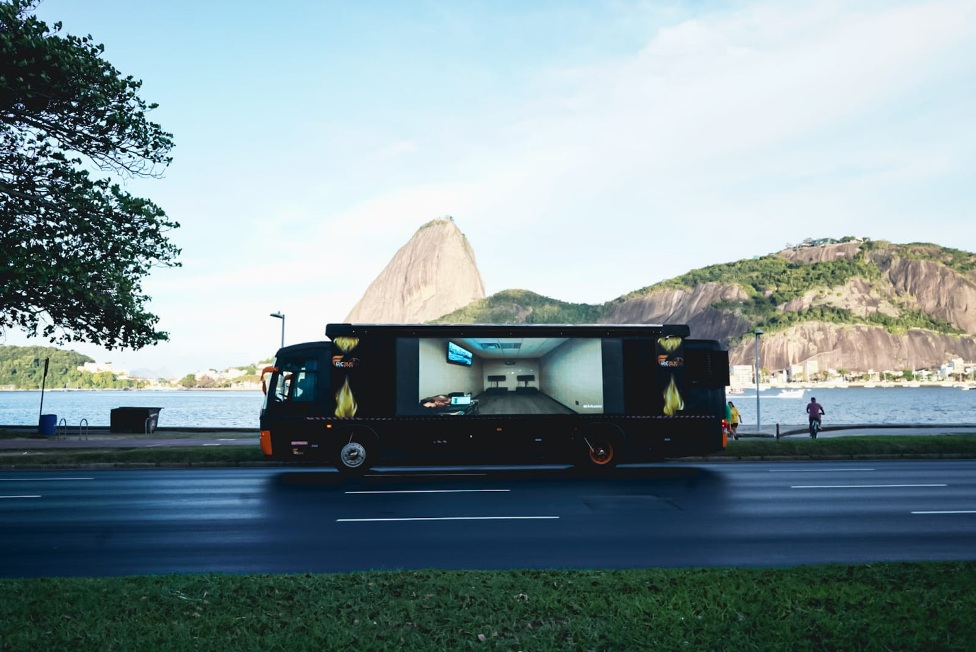Kanye West realiza ação de lançamento do novo álbum “DONDA” em mais de 50 cidades do mundo; incluindo SP e RJ