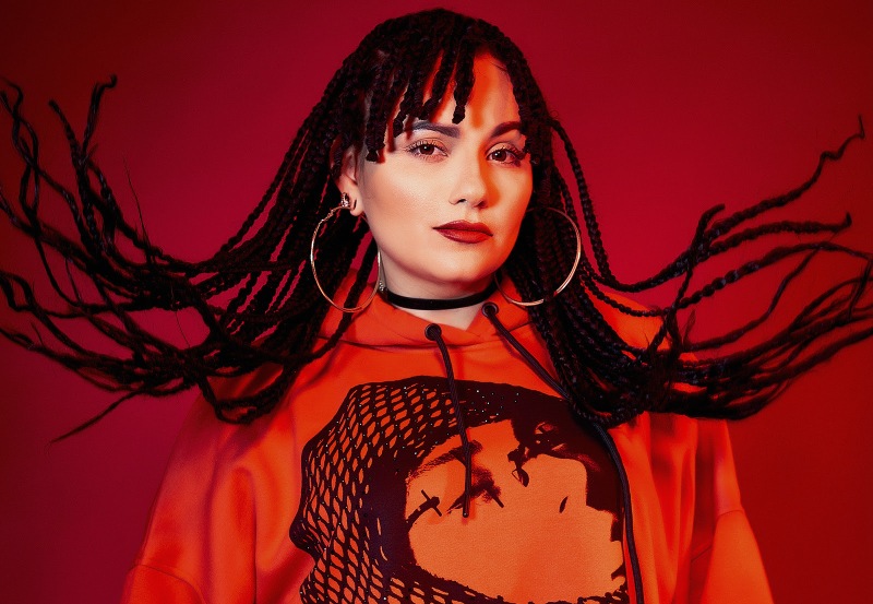 “‘Maria’ é a minha Mona Lisa”, descreve Emy Perez sobre sua nova música ao lado de DFRNS